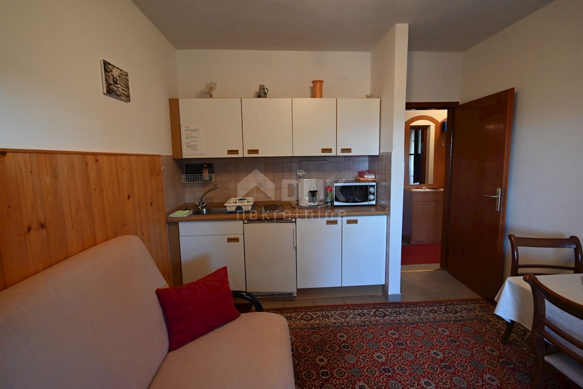ISTRA, ŠTINJAN Apartmajska hiša s pogledom na morje!