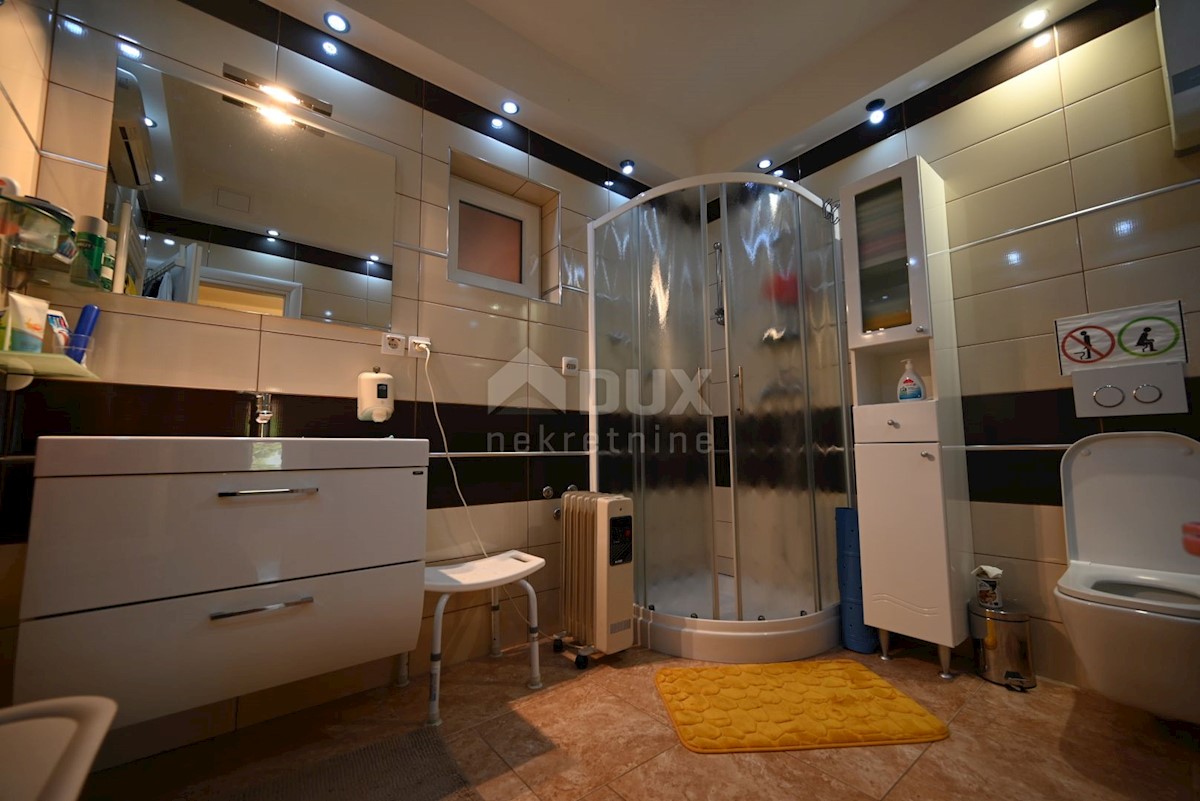 ISTRA, ŠTINJAN Apartmajska hiša s pogledom na morje!