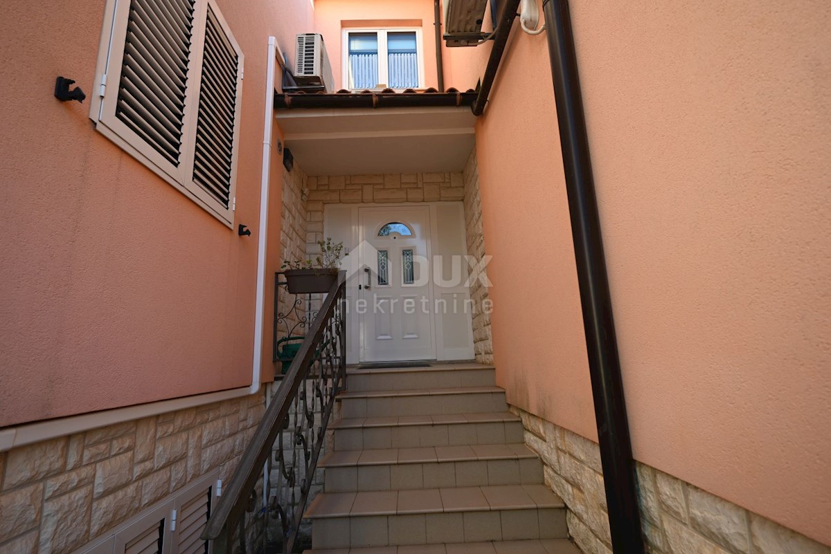 ISTRA, ŠTINJAN Apartmajska hiša s pogledom na morje!