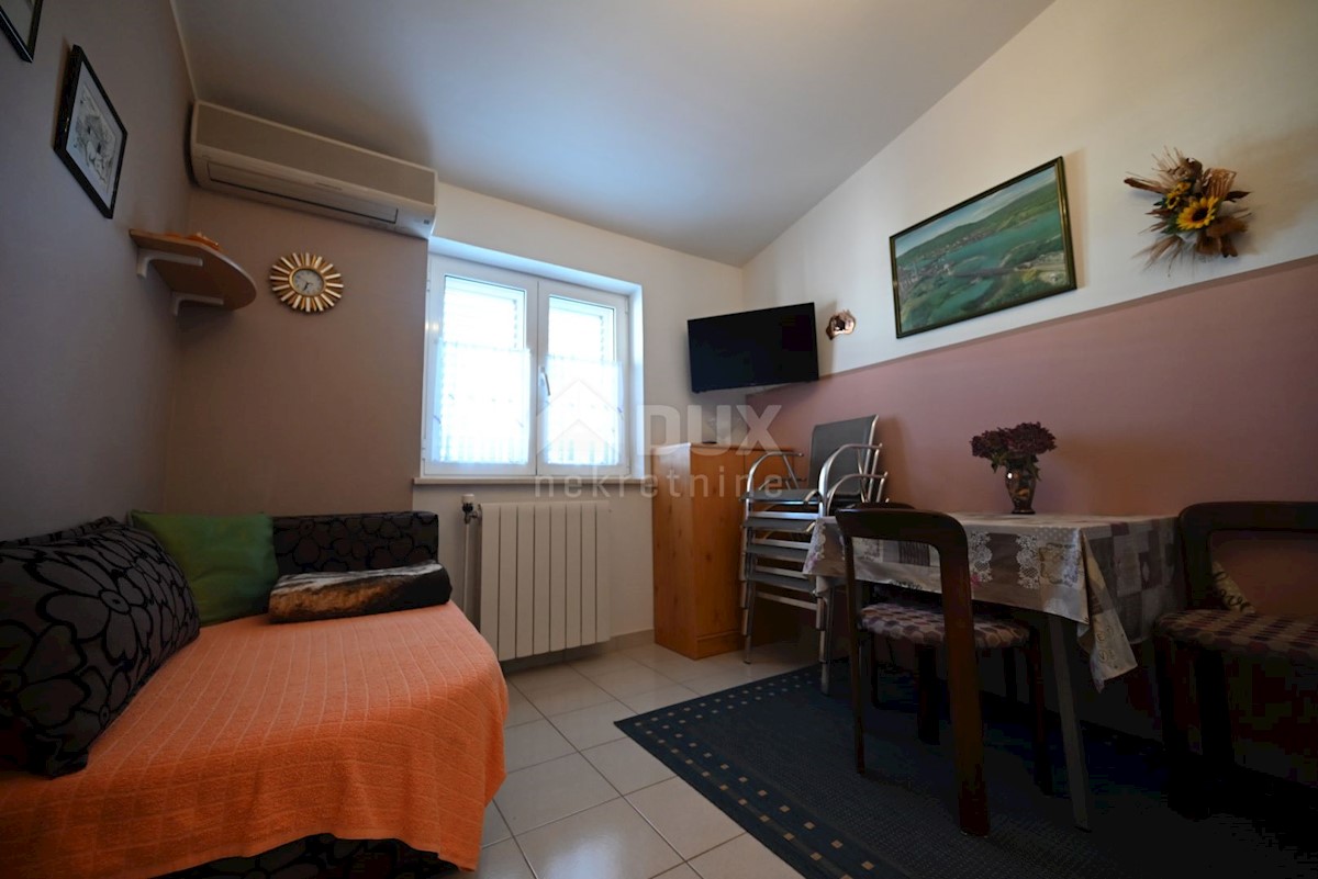 ISTRA, ŠTINJAN Apartmajska hiša s pogledom na morje!