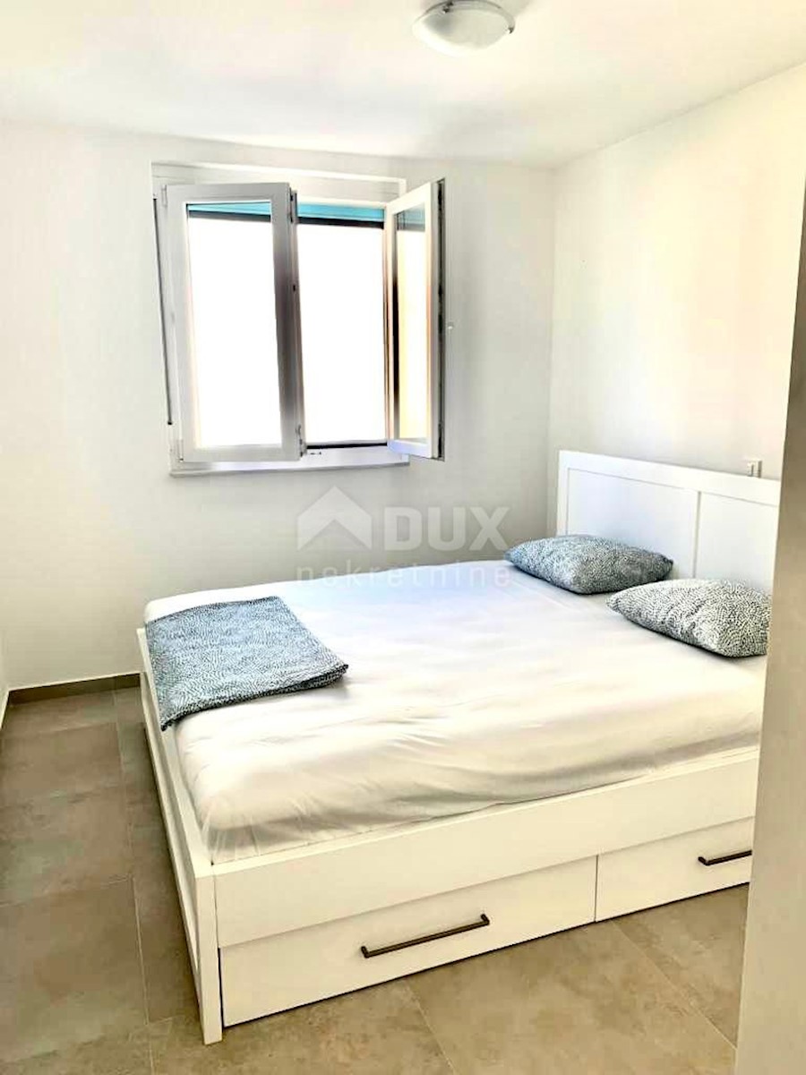 ZADAR, NIN Luksuzno stanovanje 100 metrov od morja!