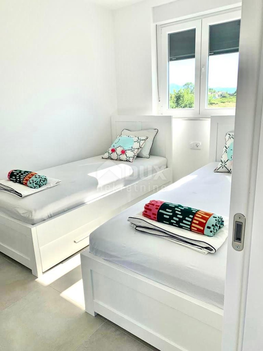 ZADAR, NIN Luksuzno stanovanje 100 metrov od morja!