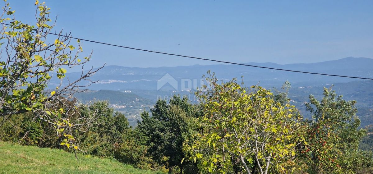 Motovun, 415m2