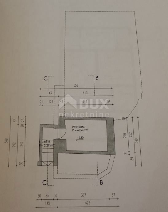 OTOK PAŠMAN, KRAJ - OTOK PAŠMAN, KRAJ - Prenovljena enodružinska hiša s 4 apartmaji in pogledom na morje