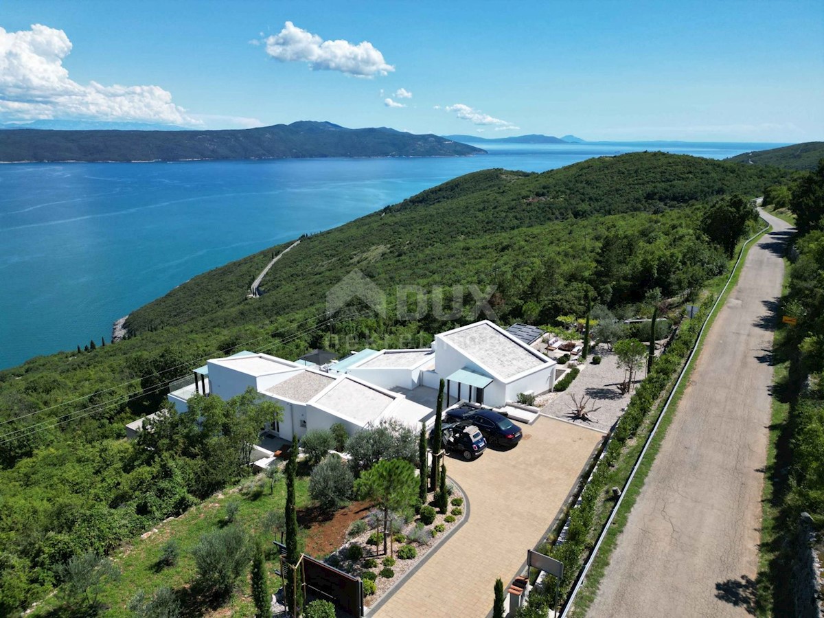 OPATIJA, SV. JELENA - vila 500m2 s panoramskim pogledom na morje in bazen + urejen vrt 2400m2