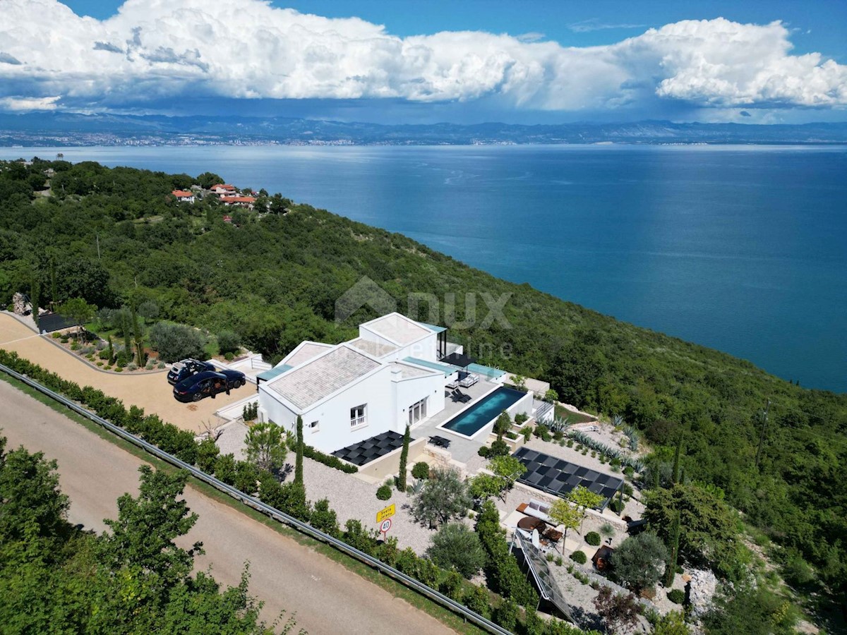 OPATIJA, SV. JELENA - vila 500m2 s panoramskim pogledom na morje in bazen + urejen vrt 2400m2