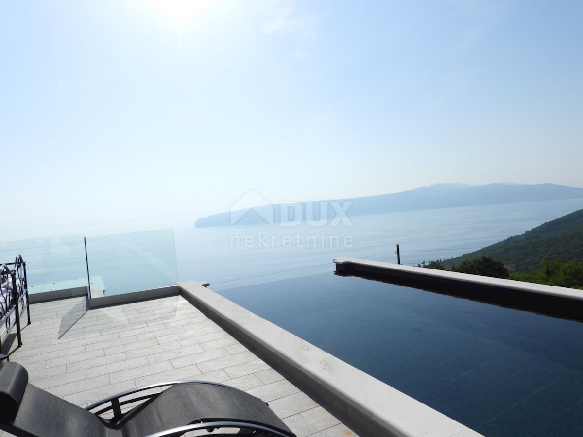 OPATIJA, SV. JELENA - vila 500m2 s panoramskim pogledom na morje in bazen + urejen vrt 2400m2