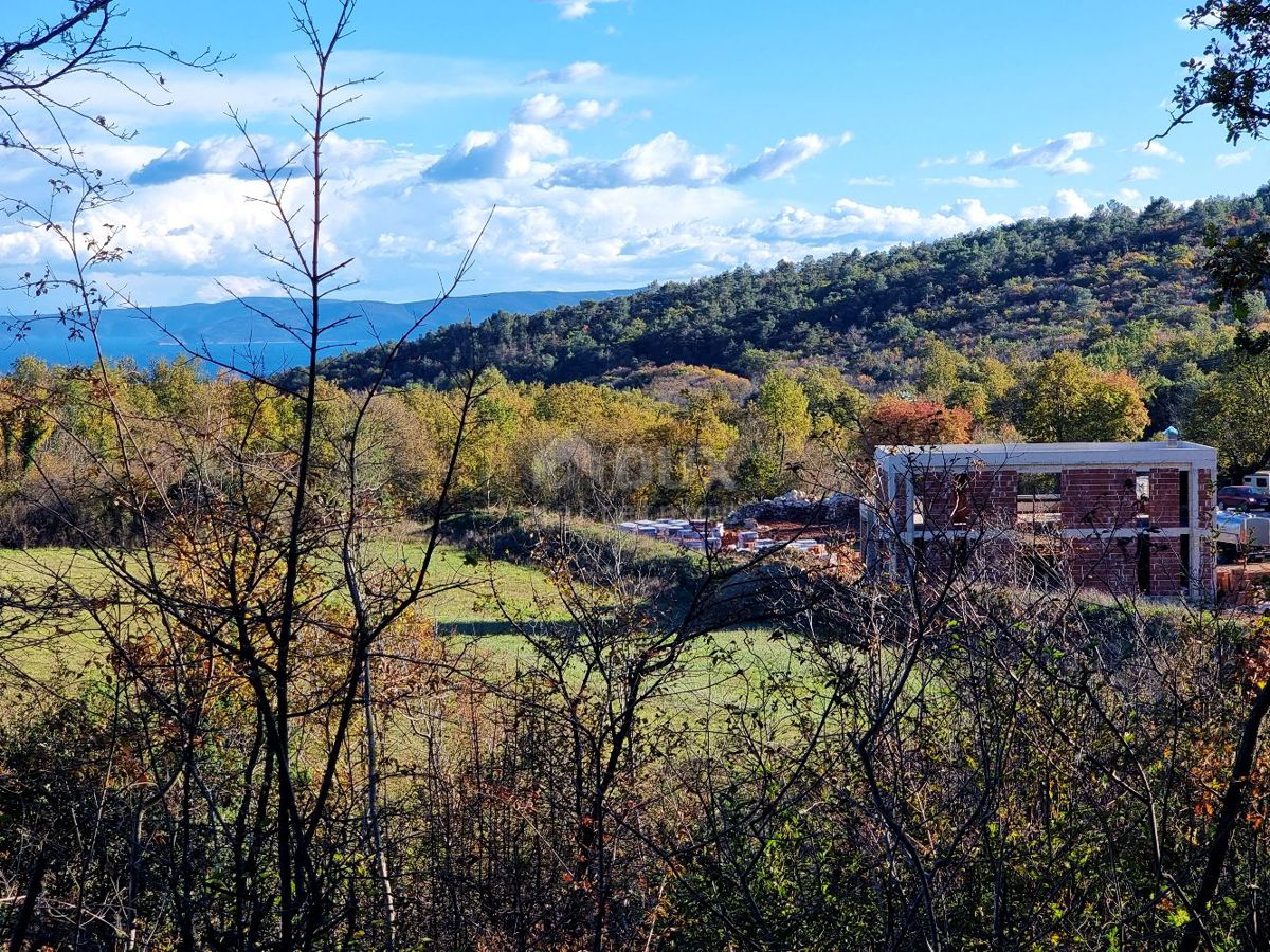 ISTRA, LABIN - Novogradnja moderne izvedbe z bazenom