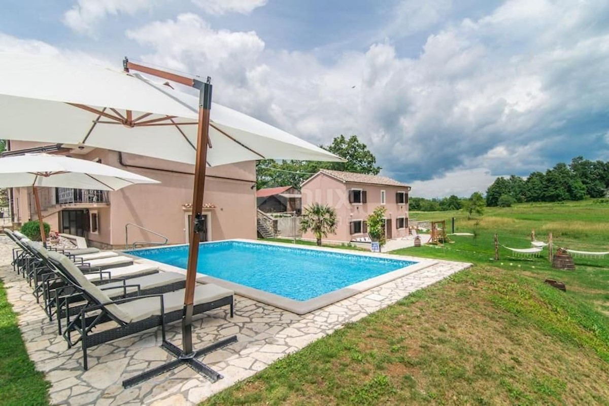 Pićan, 450m2