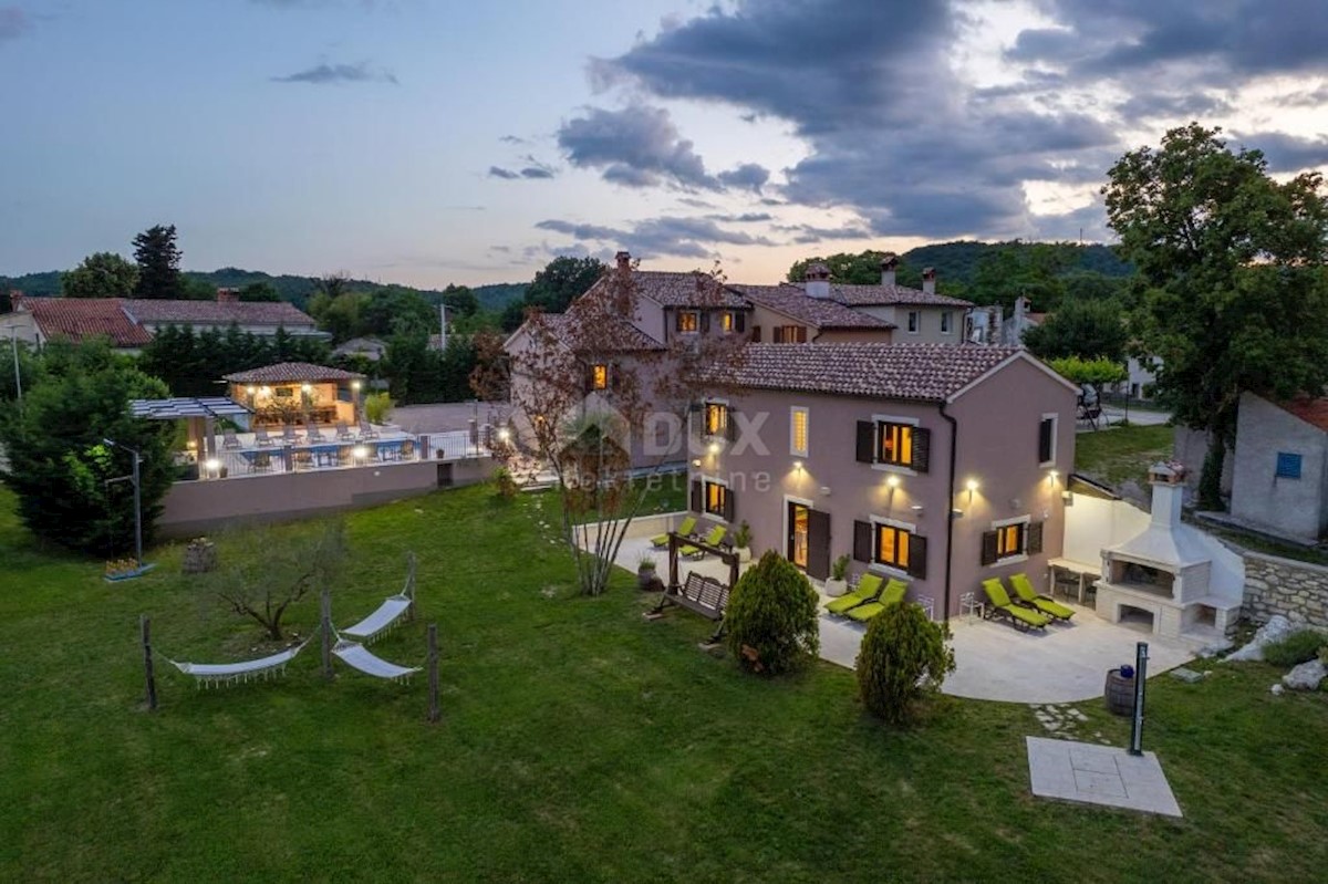 Pićan, 450m2