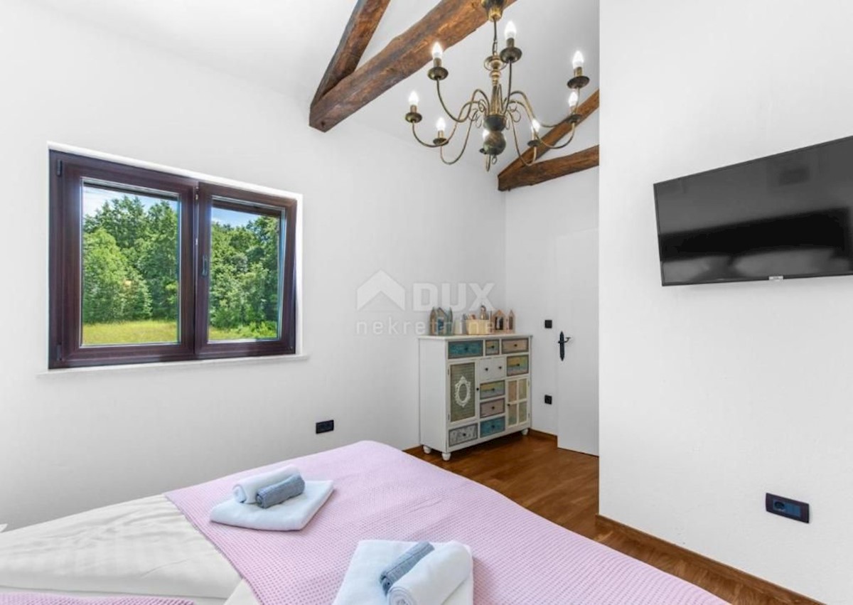 Pićan, 450m2