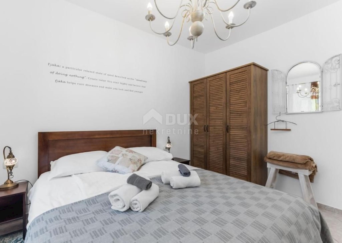 Pićan, 450m2