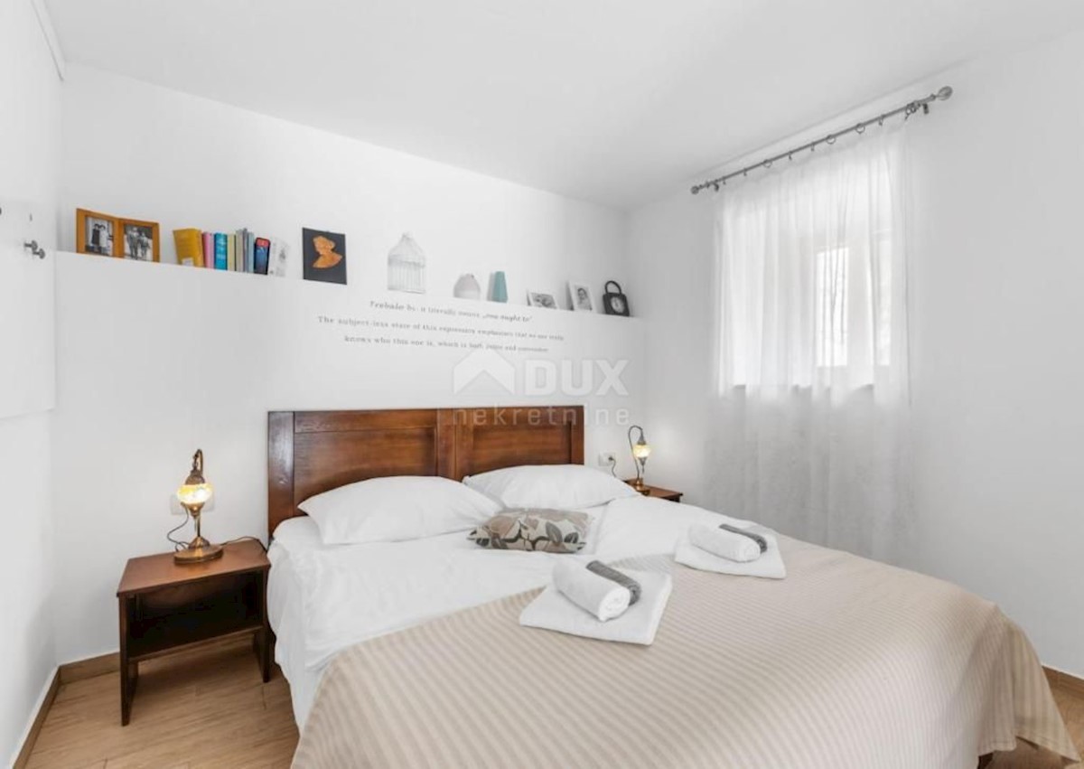 Pićan, 450m2