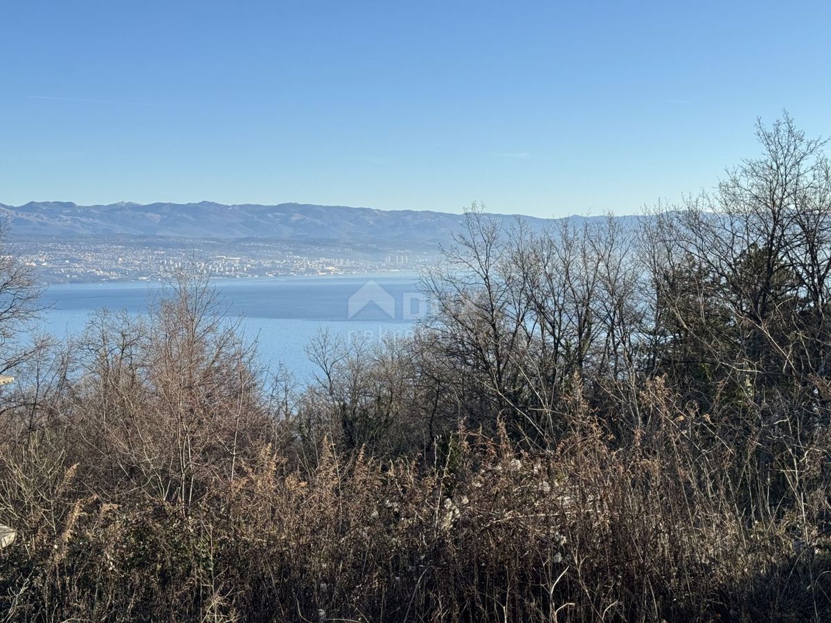 OPATIJA, LOVRAN - gradbeno zemljišče 1745m2 s kvalitetnim pogledom na morje