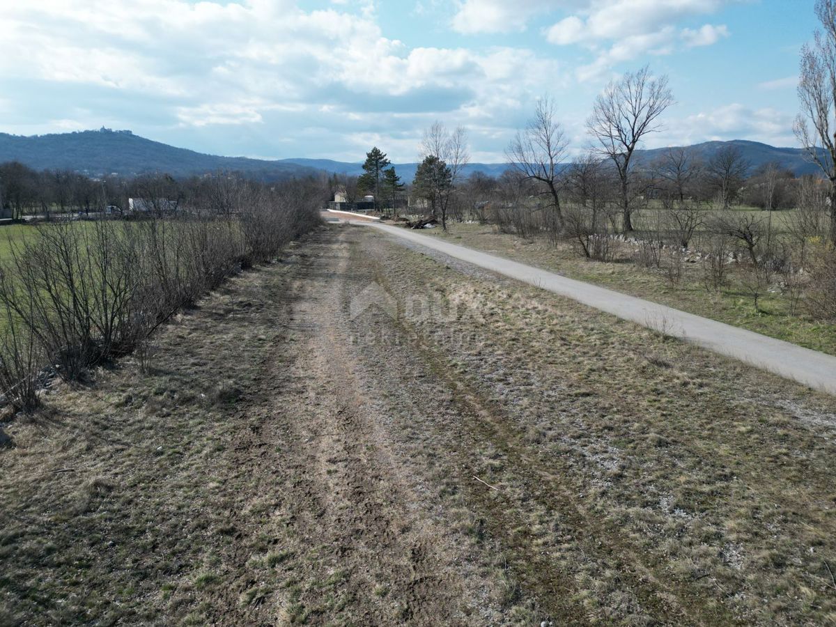 KUKULJANOVO, GROBNIK, SOBOLI - gradbeno zemljišče 5083m2