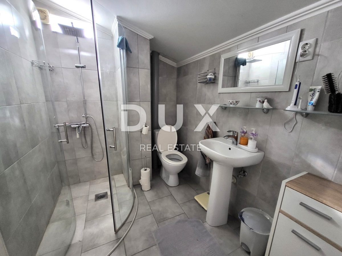 ISTRA, PULA - Apartmajska hiša z bazenom