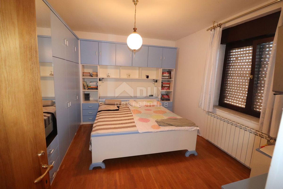 VIŠKOVO, MARINIĆI - Dva apartmaja v pritličju z vrtom!