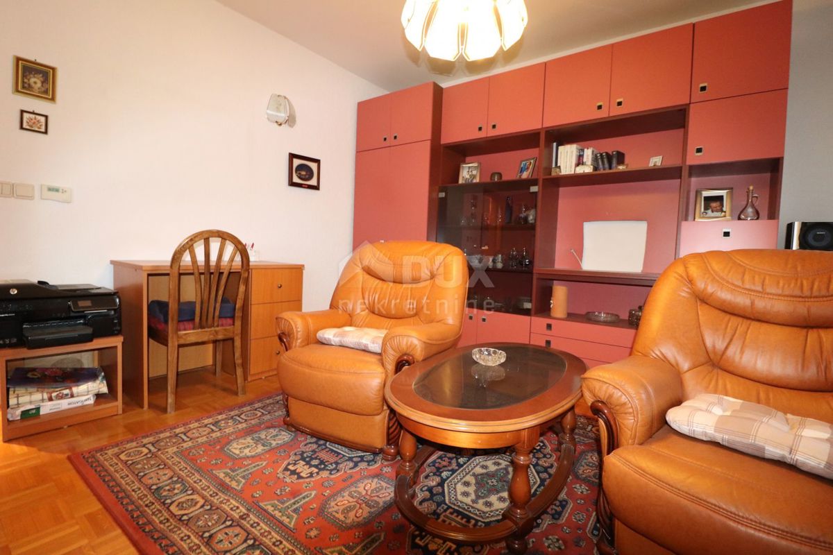 VIŠKOVO, MARINIĆI - Dva apartmaja v pritličju z vrtom!