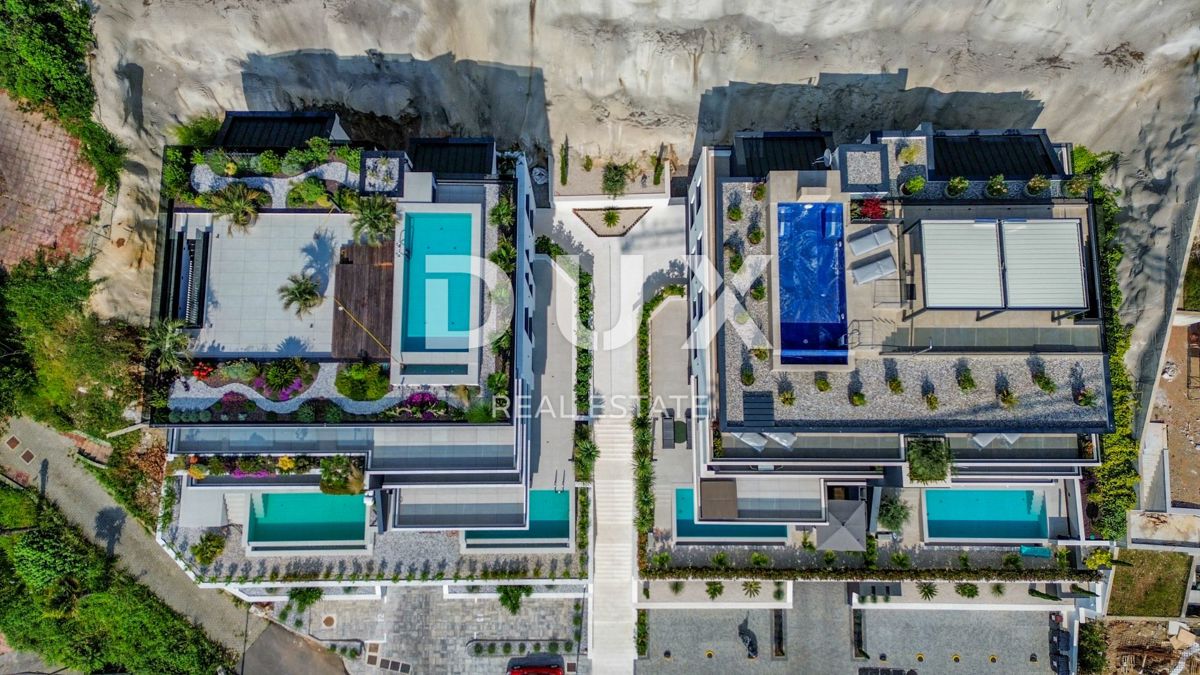OPATIJA, CENTER - 143m2 ekskluzivno stanovanje v novi stavbi z zasebnim bazenom, panoramski pogled na morje