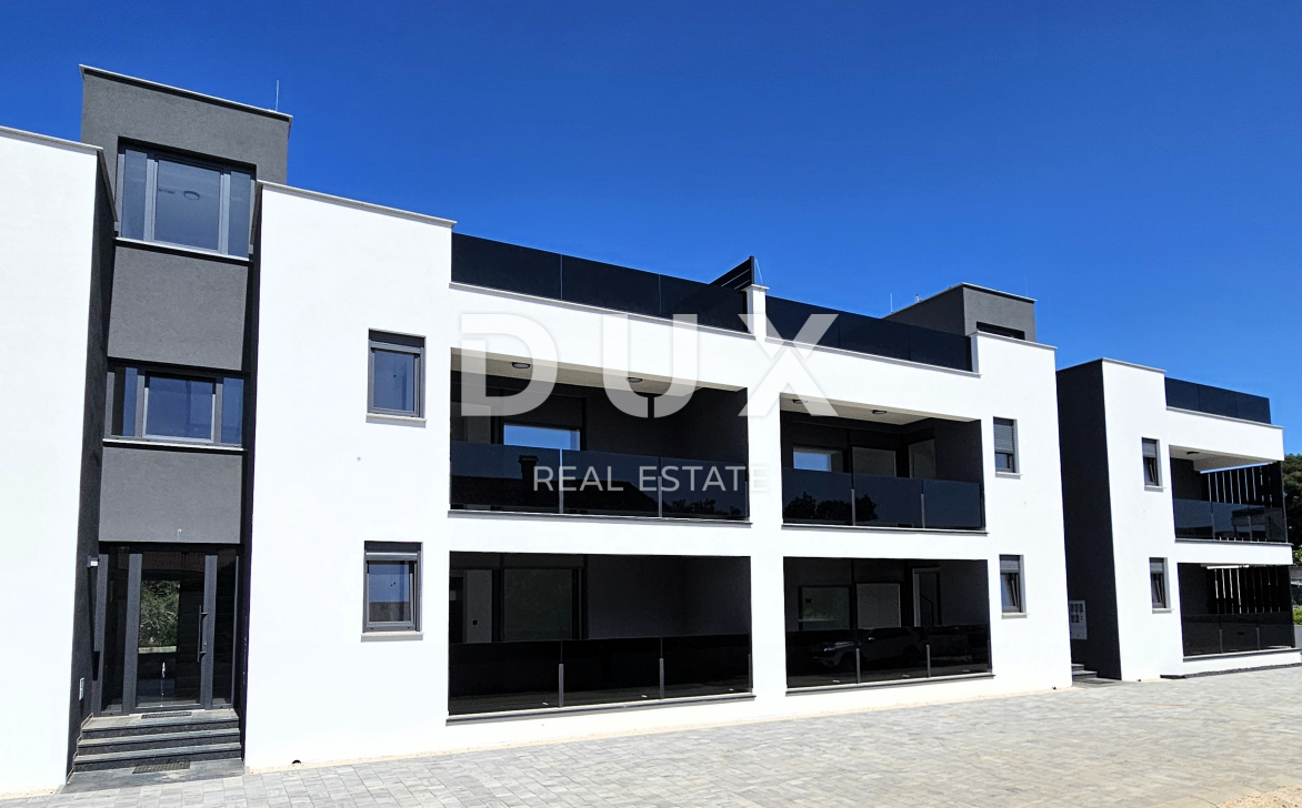 ZADAR, VIR - Novogradnja! Sodoben penthouse le 130 metrov od plaže s fantastičnim pogledom na morje! 2-S4