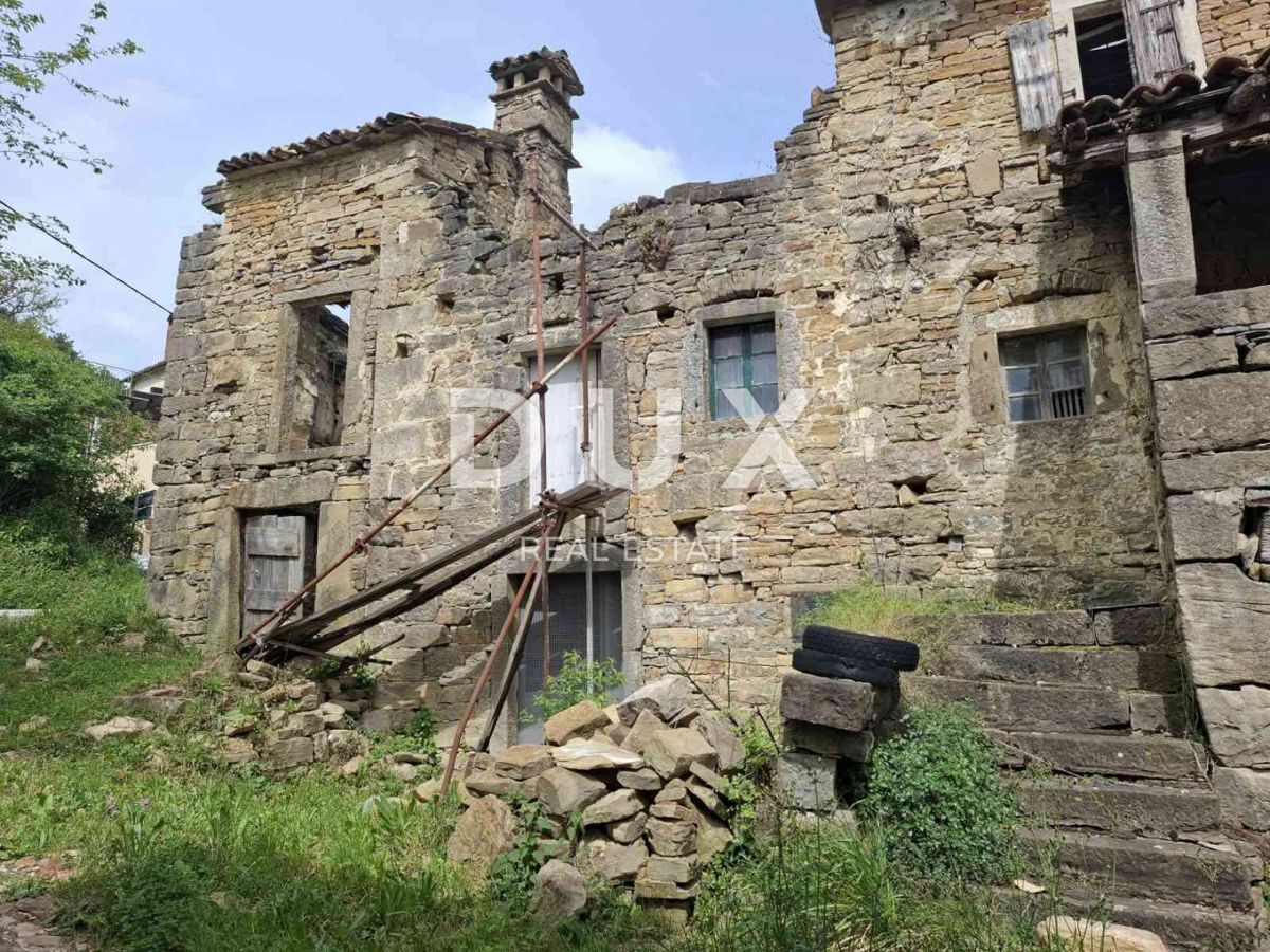 ISTRA, BUZET (okolica) - Lepa kamnita hiša s čudovitim razgledom
