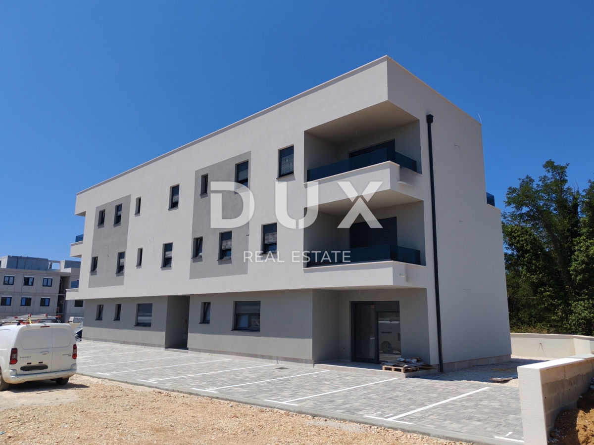 ZADAR, PRIVLAKA - Čudovito stanovanje v 1. nadstropju novogradnje 110 metrov od morja! S4
