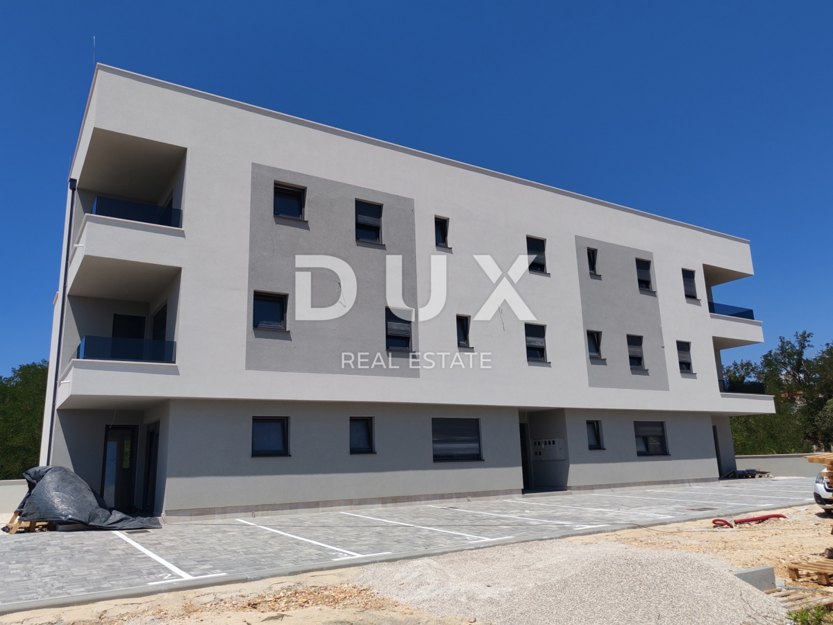 ZADAR, PRIVLAKA - Čudovito stanovanje v 1. nadstropju novogradnje 110 metrov od morja! S4