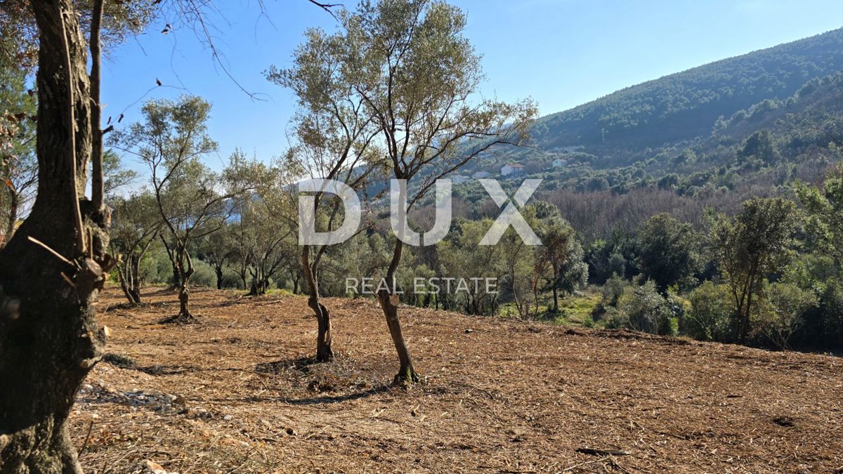 ISTRA, RABAC - Zemljišče s pogledom na morje v bližini plaže