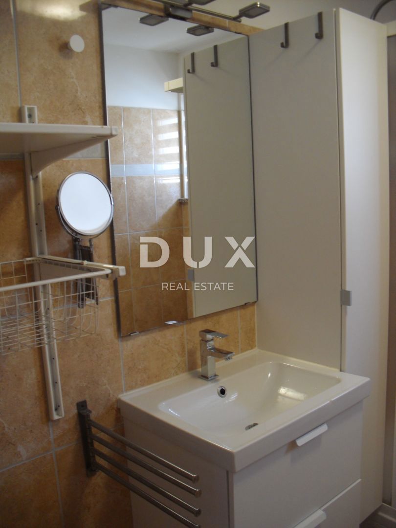 OTOK KRK, MESTO KRK - Apartma 51 m2 + parking