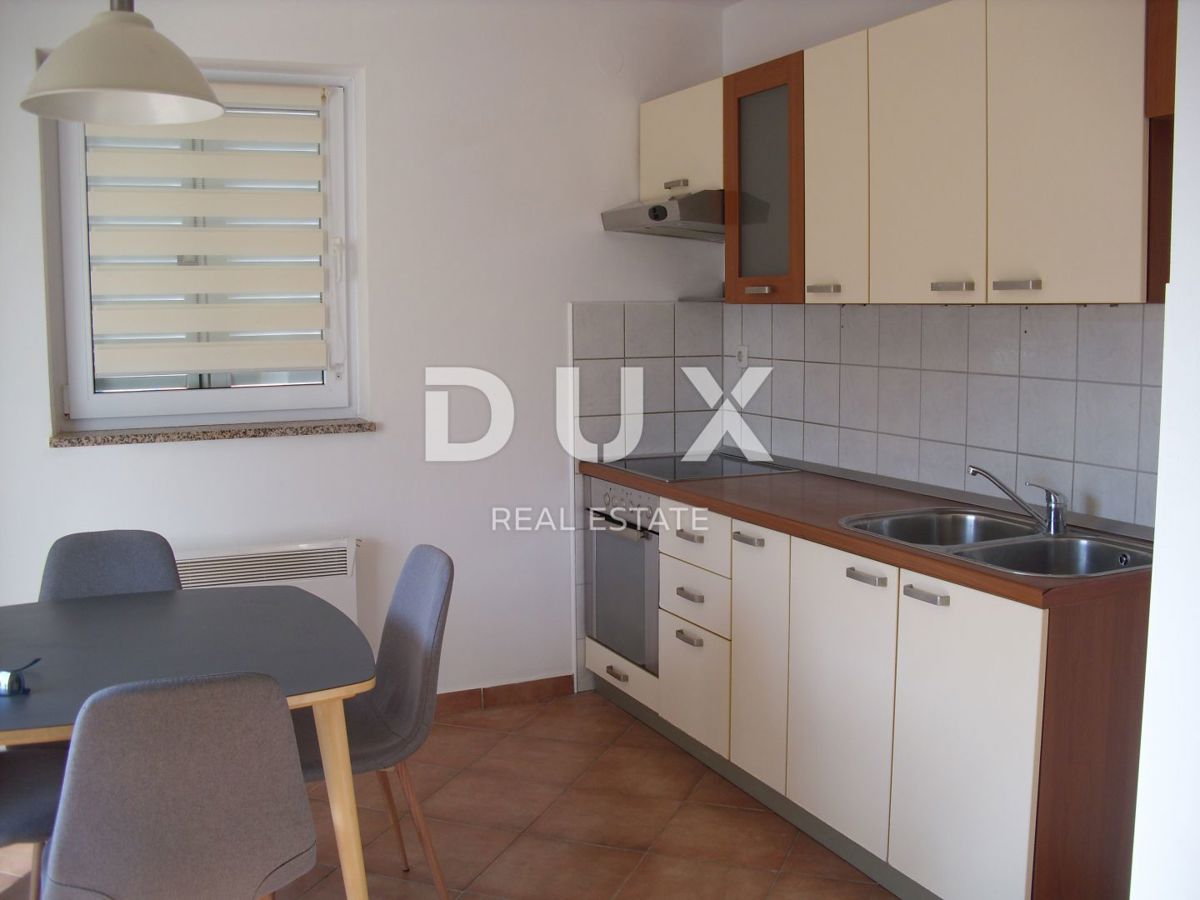 OTOK KRK, MESTO KRK - Apartma 51 m2 + parking