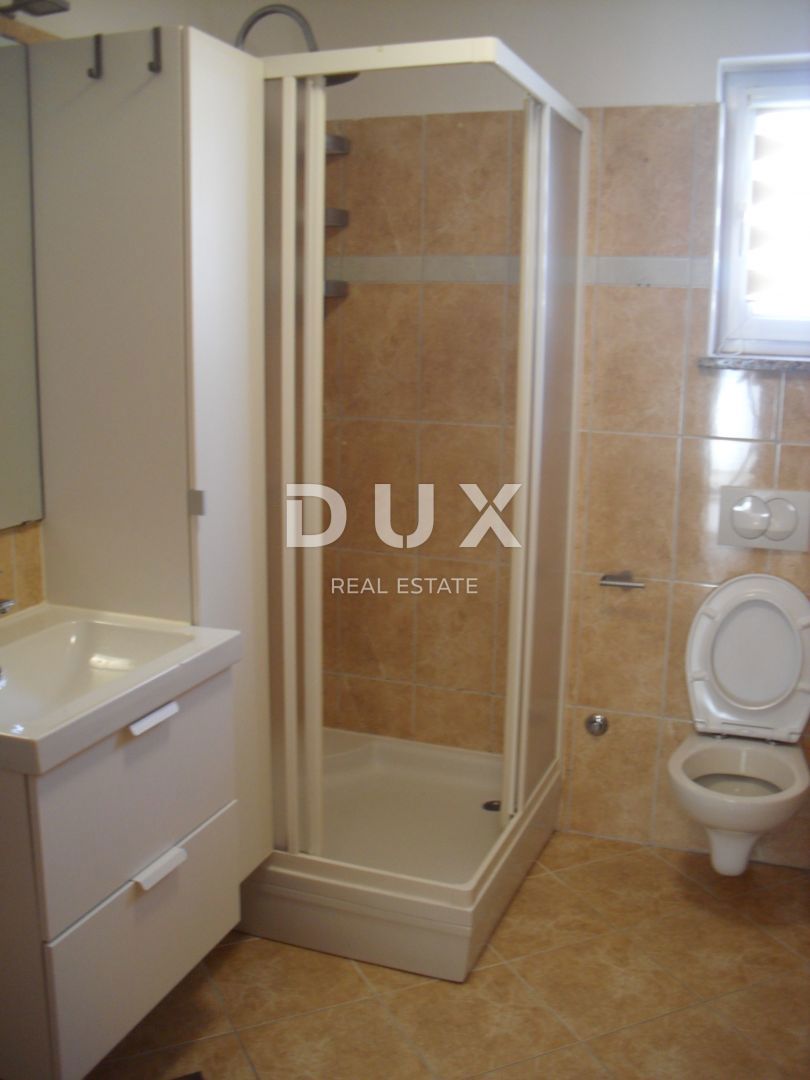 OTOK KRK, MESTO KRK - Apartma 51 m2 + parking