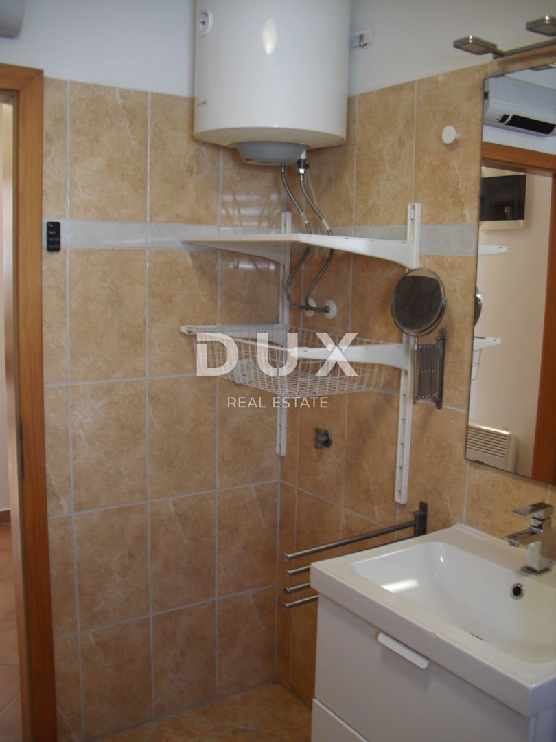 OTOK KRK, MESTO KRK - Apartma 51 m2 + parking