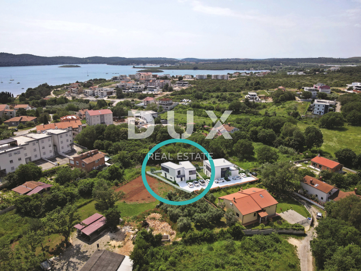 ISTRA, MEDULIN - Hiša moderne arhitekture z dvema stanovanjskima enotama