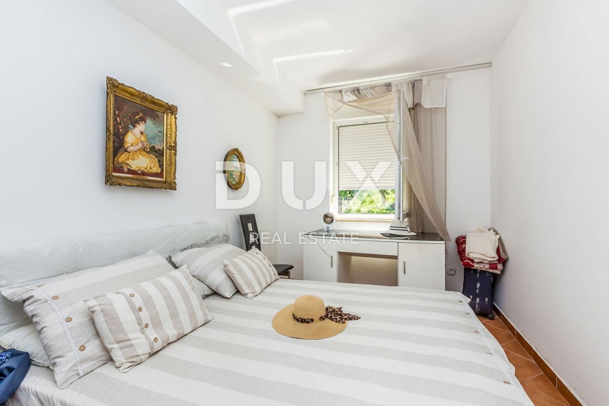 OTOK KRK, NJIVICE - Dva apartmaja s pogledom na morje