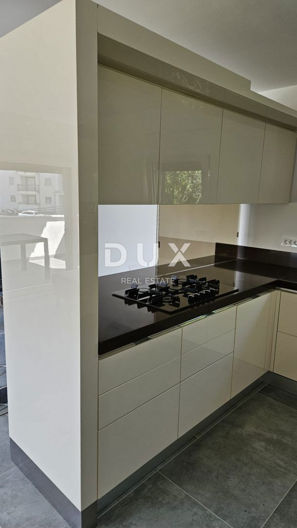 KASTAV, SRDOČI, REŠETARI - penthouse stanovanje, novogradnja, 120m2, dnevna soba + 3 spalnice, pogled na morje in garaža
