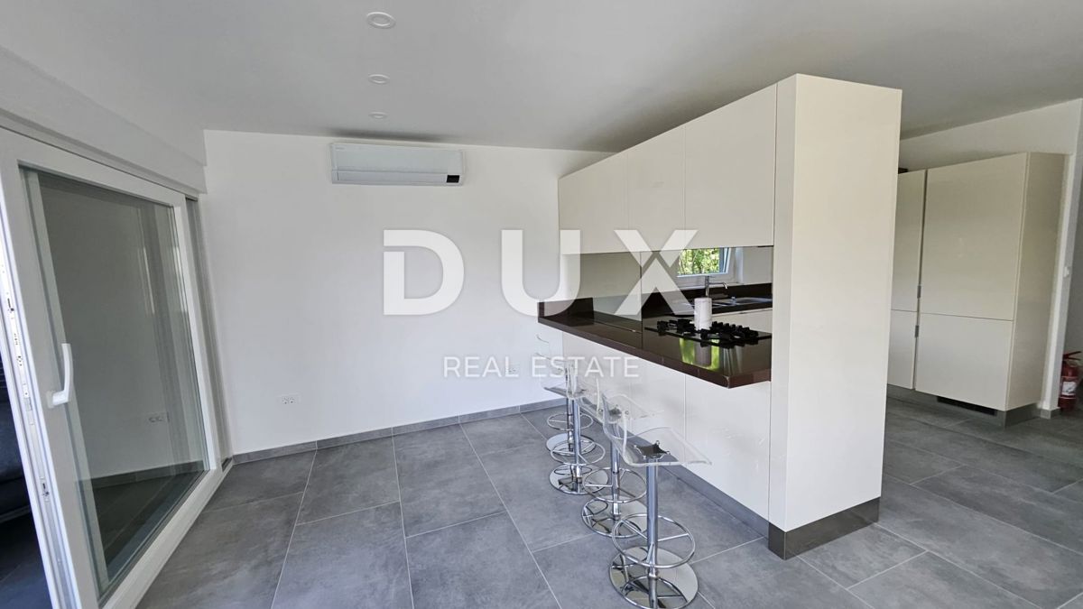 KASTAV, SRDOČI, REŠETARI - penthouse stanovanje, novogradnja, 120m2, dnevna soba + 3 spalnice, pogled na morje in garaža