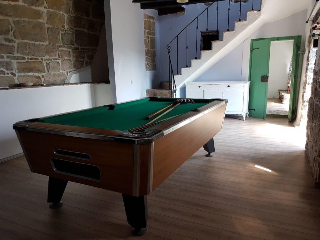 ISTRA, MOTOVUN - Kamnita pravljica v naravi! REDKOST!