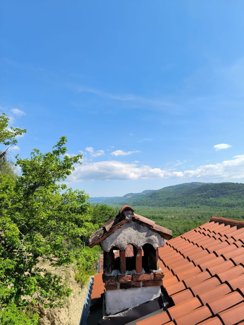 ISTRA, MOTOVUN - Kamnita pravljica v naravi! REDKOST!