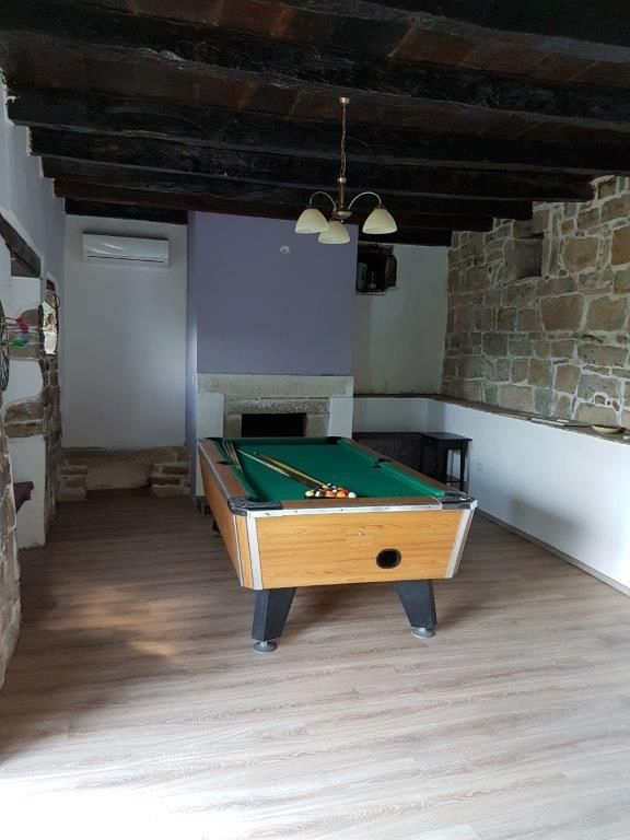 ISTRA, MOTOVUN - Kamnita pravljica v naravi! REDKOST!