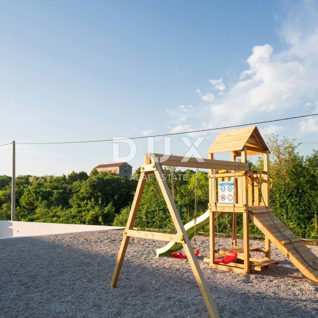 ISTRA, LABIN - Luksuzna vila z bazenom, wellnessom in teniškim igriščem