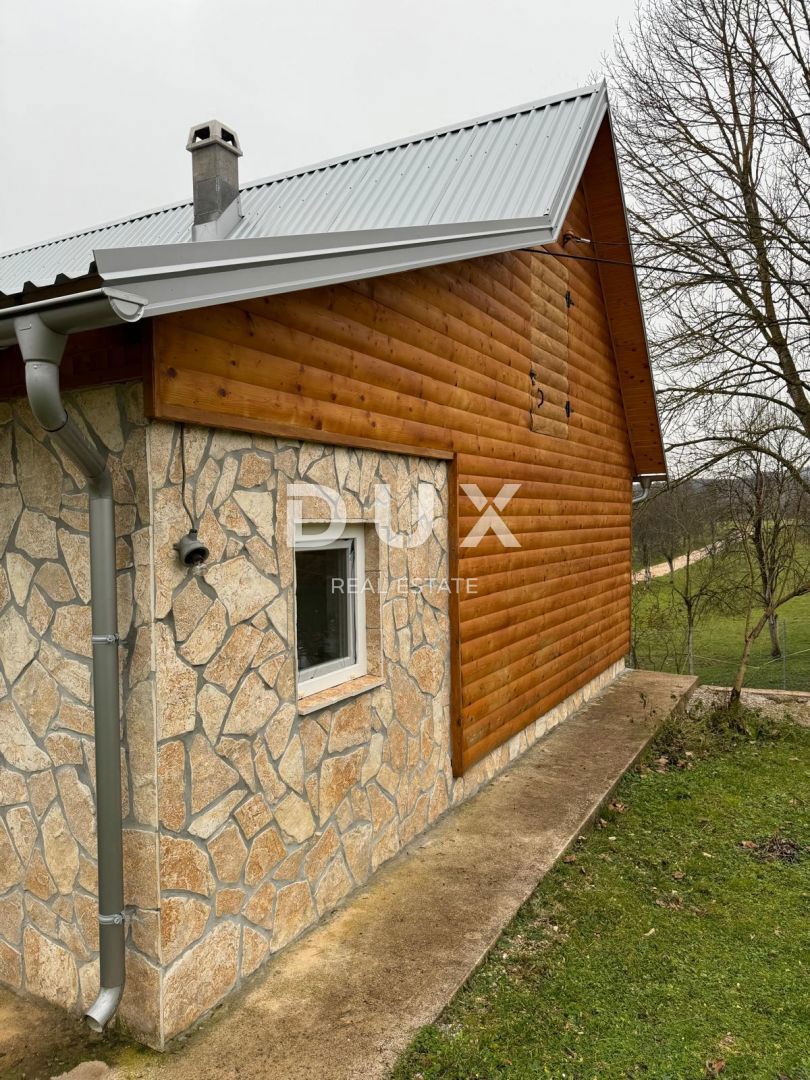 PERUŠIĆ, STUDENCI - Čudovita počitniška hiša na 50.000 m2 zemljišča