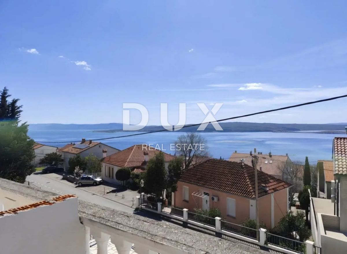 CRIKVENICA, DRAMALJ - apartma s prostorno teraso in čudovitim pogledom na morje