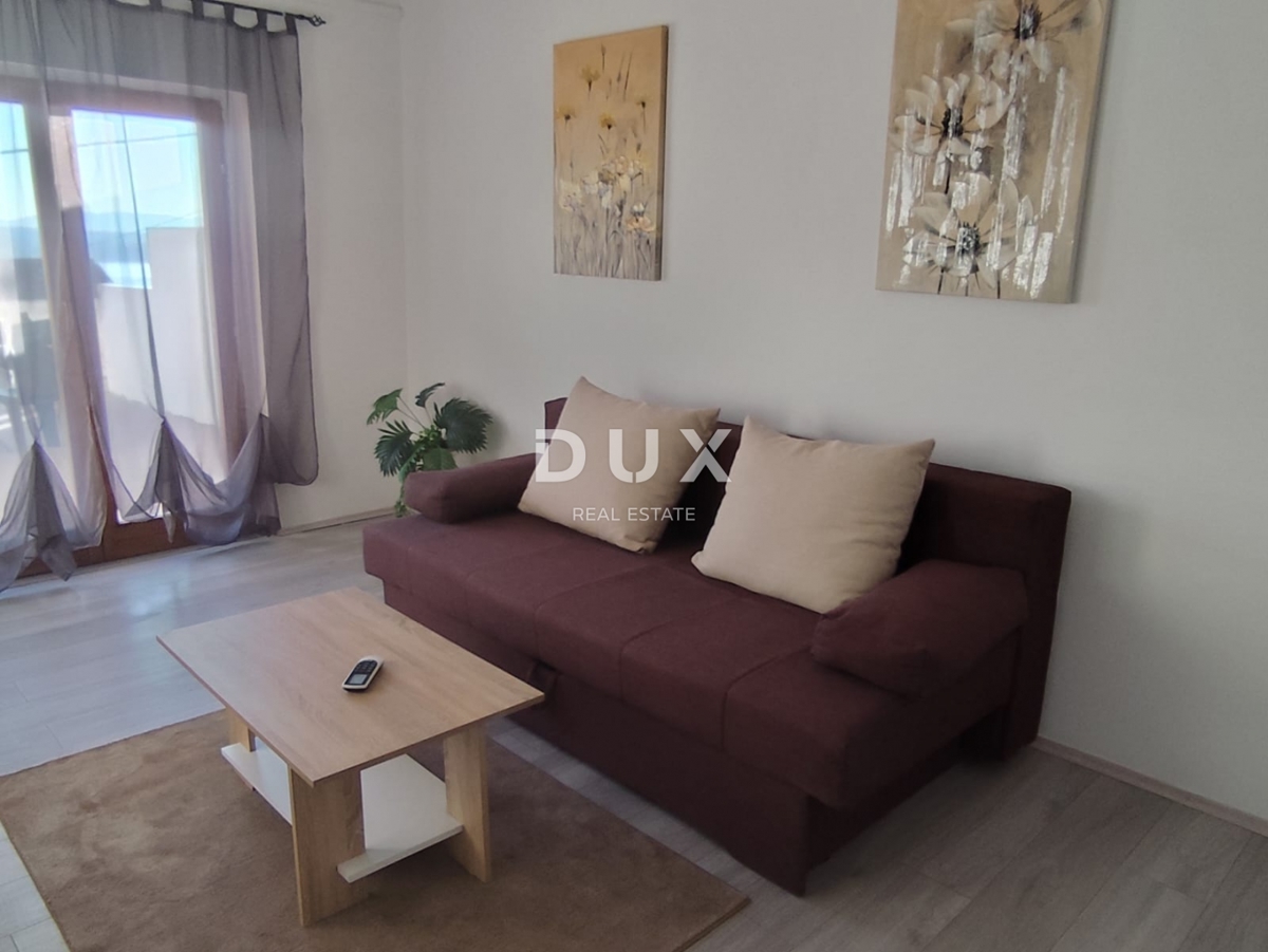 CRIKVENICA, DRAMALJ - apartma s prostorno teraso in čudovitim pogledom na morje