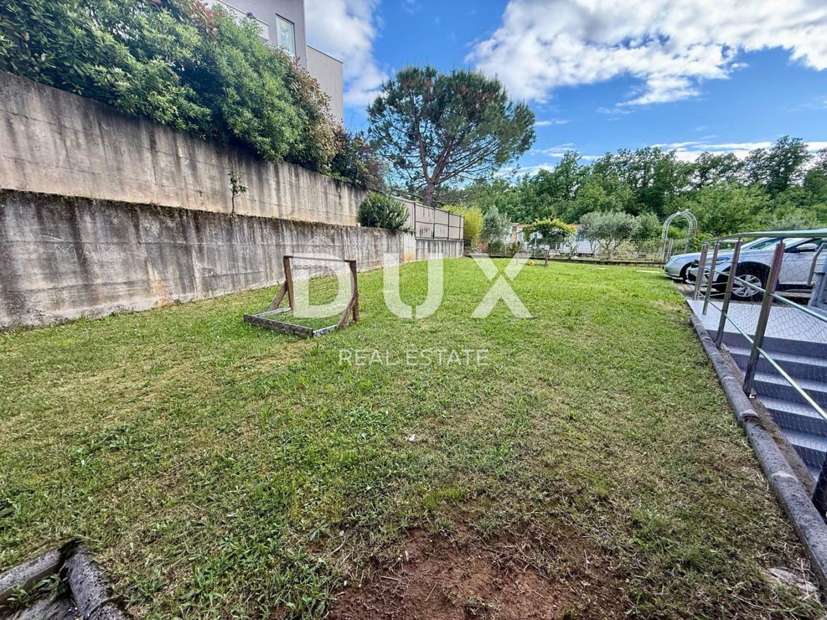 VIŠKOVO, MARINIĆI - 2 spalnici + dnevna soba, terasa, konoba 55 m2, vrt 130 m2
