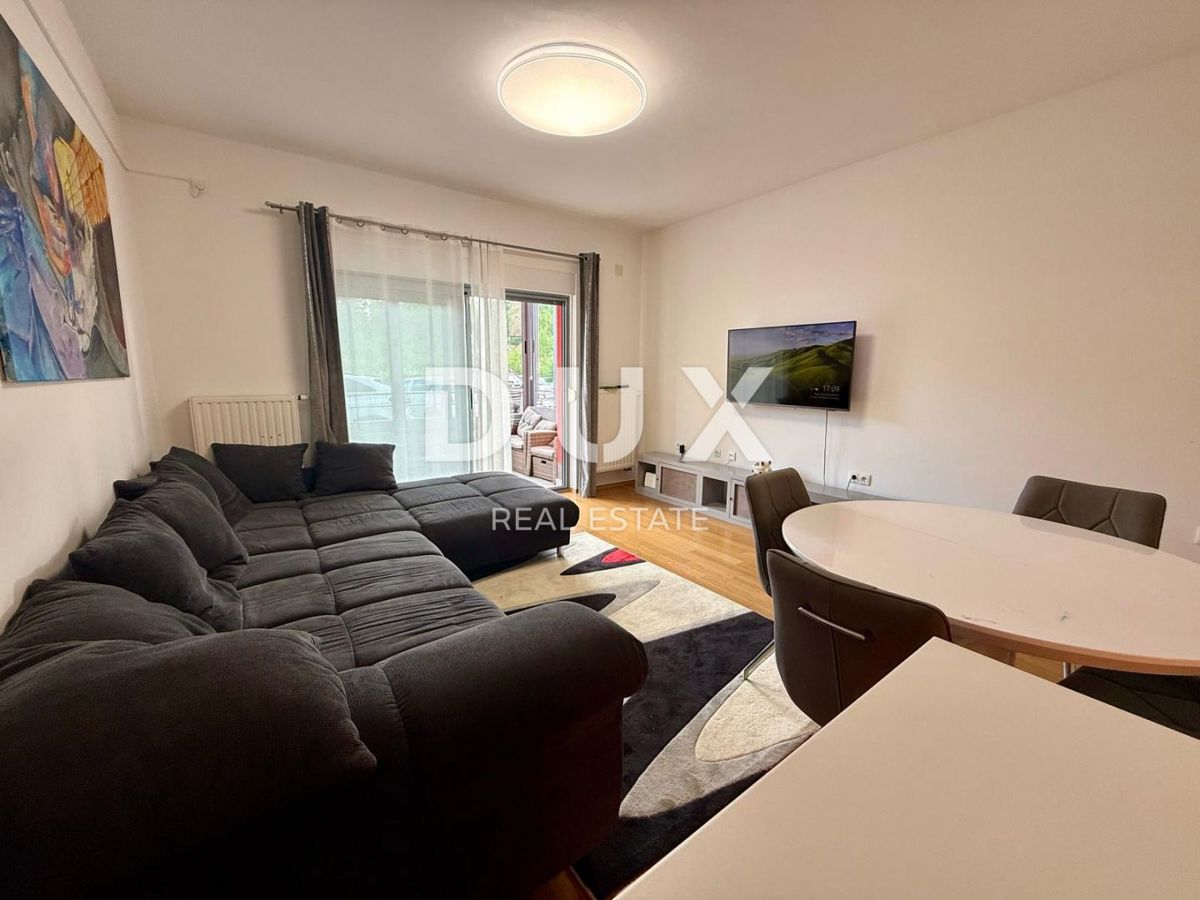 VIŠKOVO, MARINIĆI - 2 spalnici + dnevna soba, terasa, konoba 55 m2, vrt 130 m2