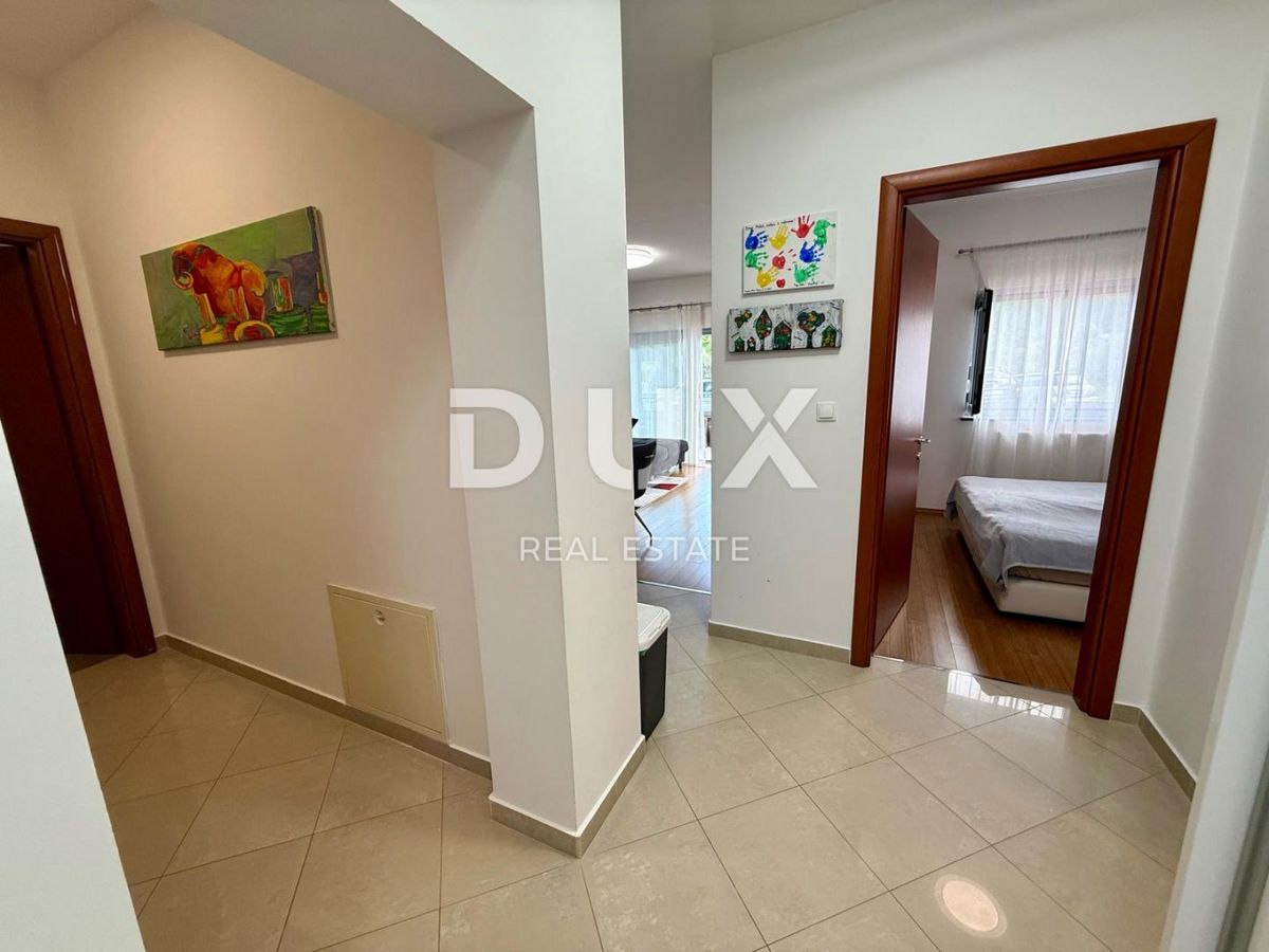 VIŠKOVO, MARINIĆI - 2 spalnici + dnevna soba, terasa, konoba 55 m2, vrt 130 m2