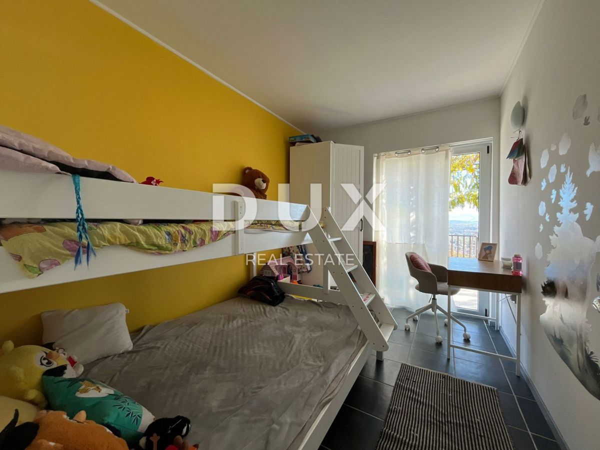MATULJI, KUČELI - Apartma s pravljičnim razgledom in šarmom