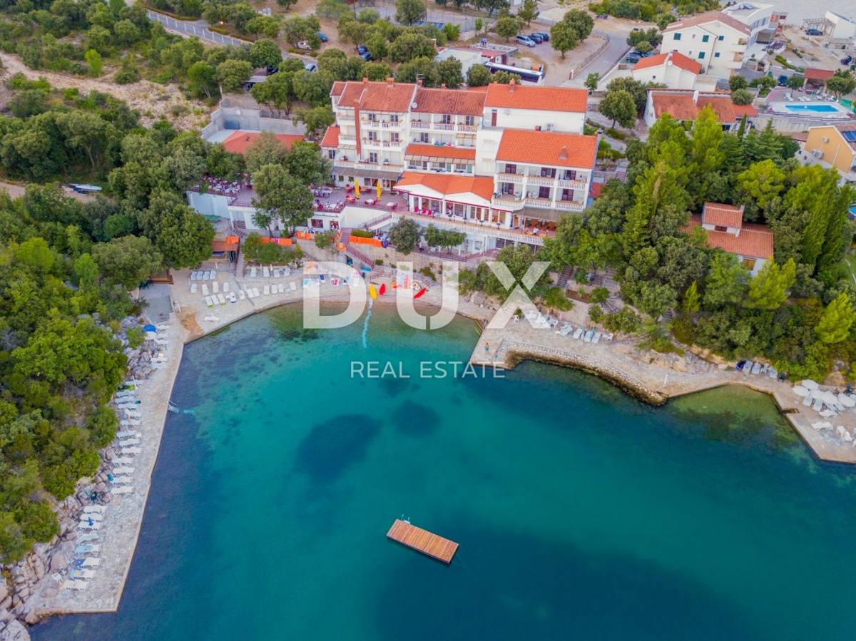 ZADAR, POSEDARJE - Hotel prva vrsta ob morju! - Ekskluzivna lokacija!