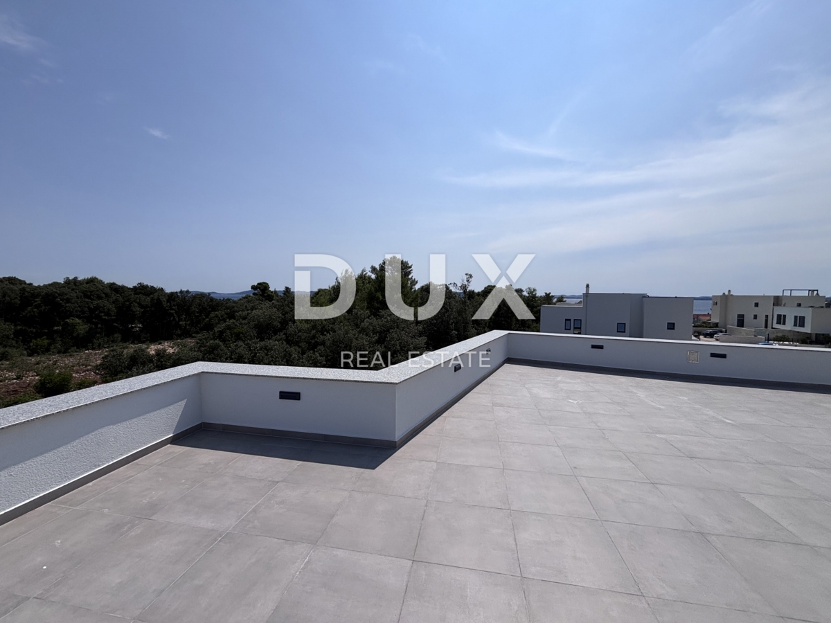 ZADAR, PETRČANE - Moderno penthouse stanovanje v novogradnji blizu morja