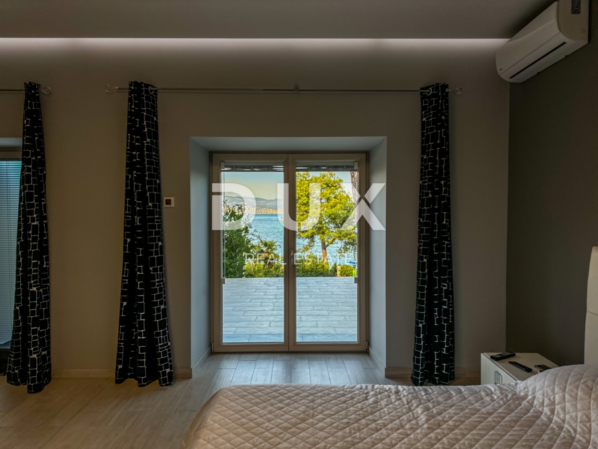 OPATIJA, IČIĆI - stanovanje s čudovito teraso, druga vrsta do morja, v odličnem stanju, razgled, parkirišče